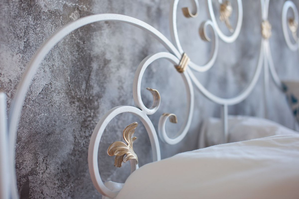 Кованые кровати, Кованая кровать Афина 1.8 с одной спинкой